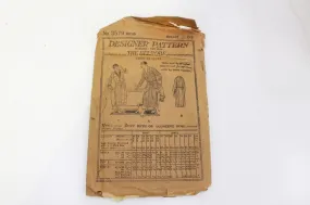 1920s Mens & Boys' Bath Robe "The Belrobe" Sewing Pattern Designer Pattern 3579, Breast 38 in.