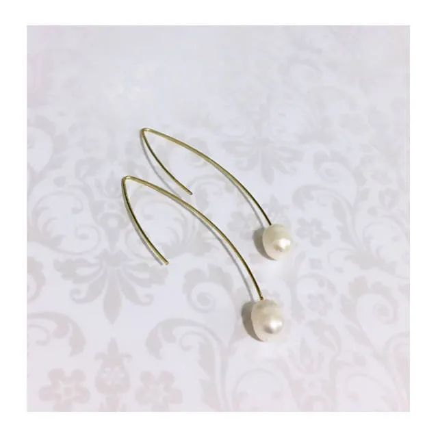 Loulicious White Pearl Earrings